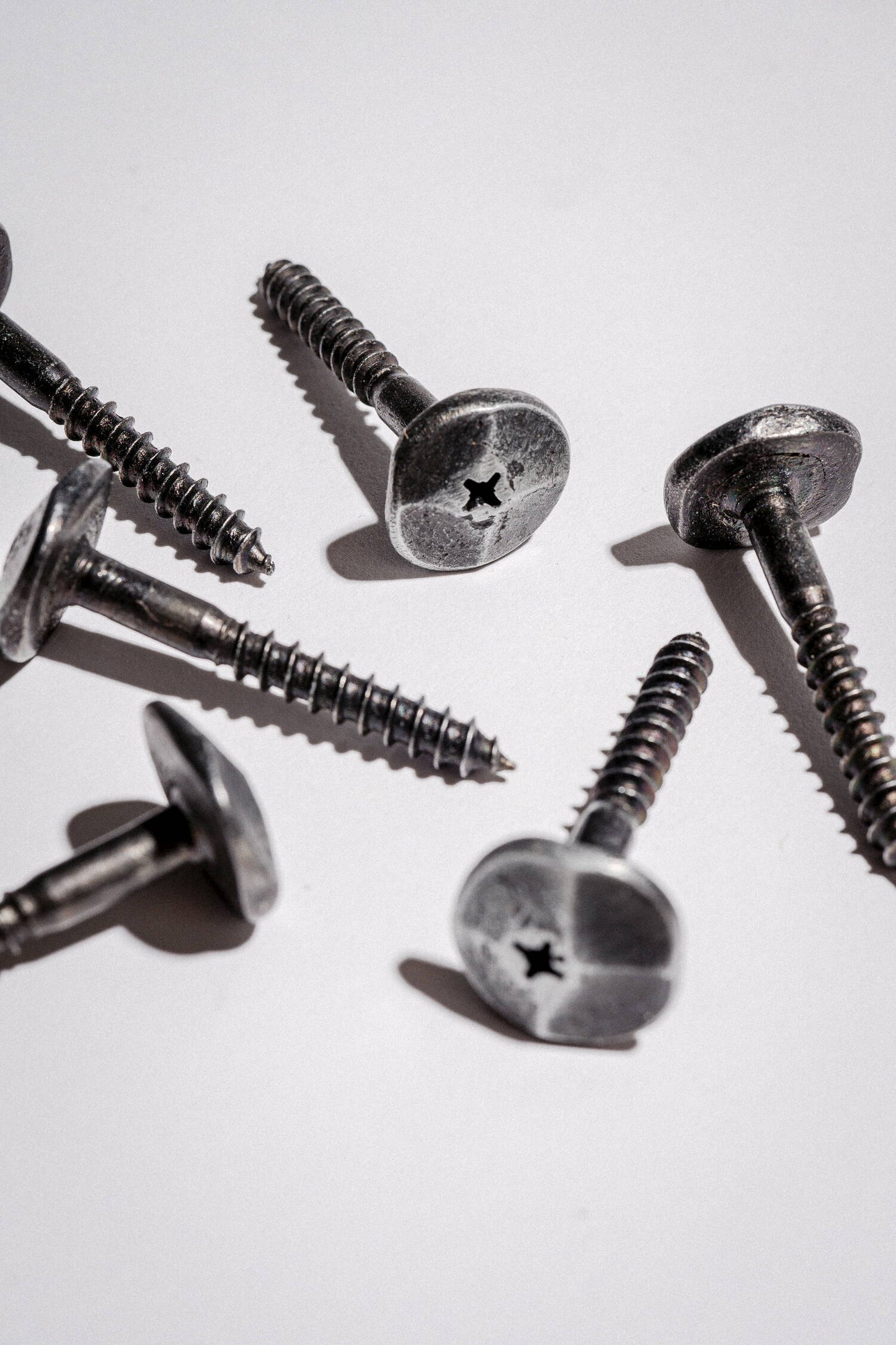 Geschmiedete Wandgarderobe V.