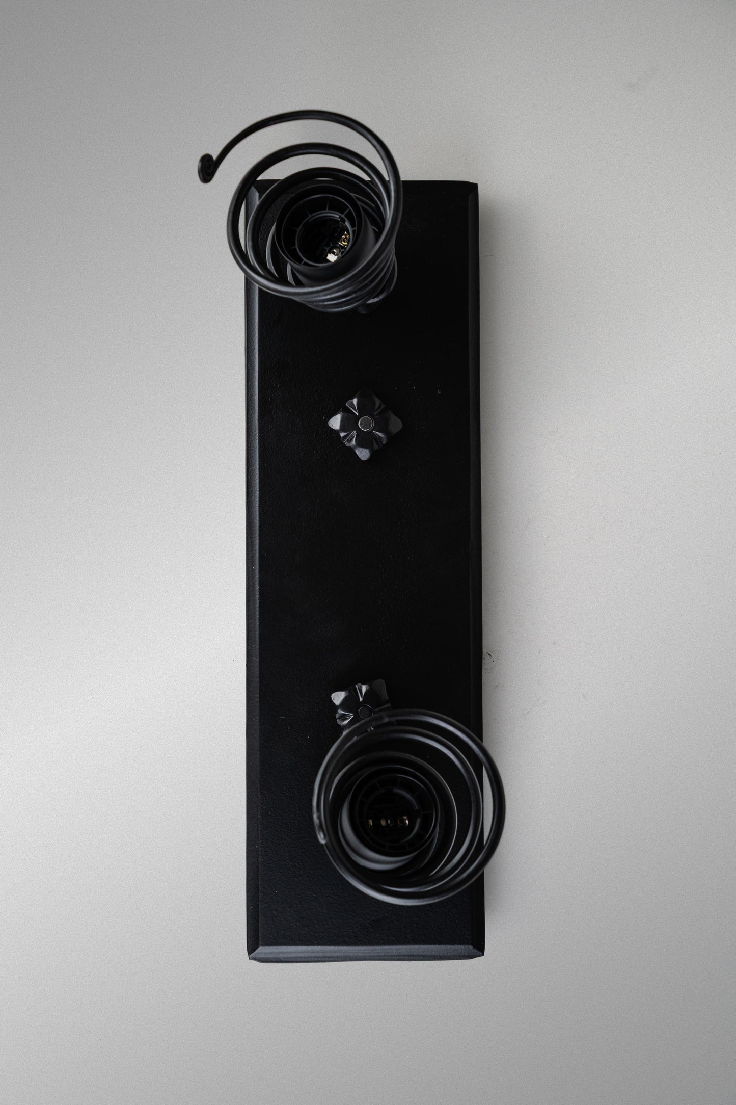 Kované nástěnné světlo - Dvojité